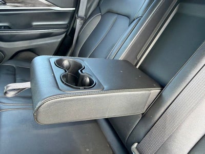 2023 Jeep Grand Cherokee Limited Black Appearance Pkg, CarFax One Owner