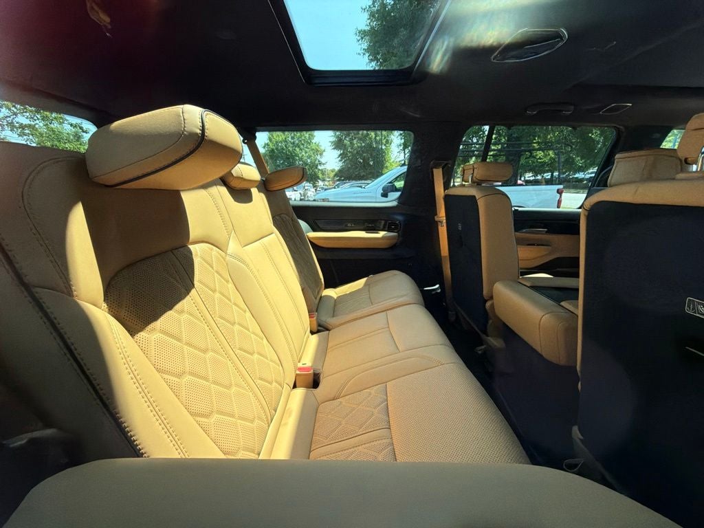 2025 Jeep Grand Wagoneer L Series III