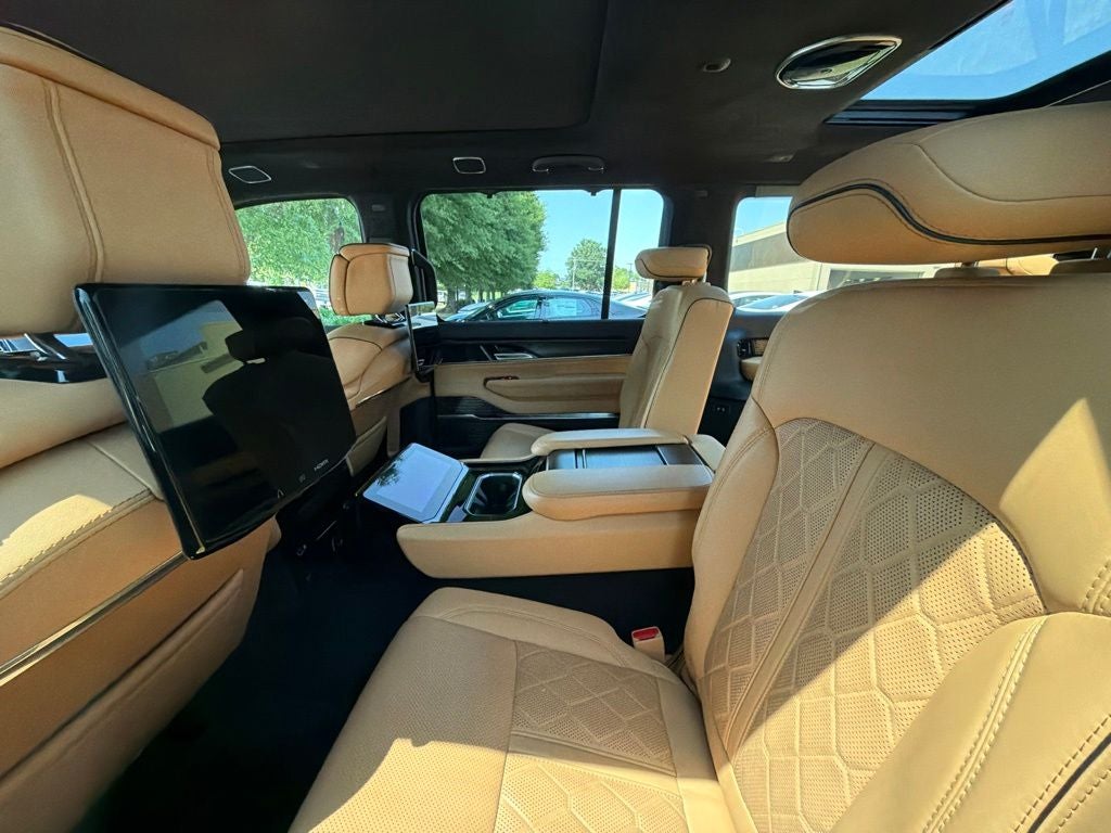 2025 Jeep Grand Wagoneer L Series III