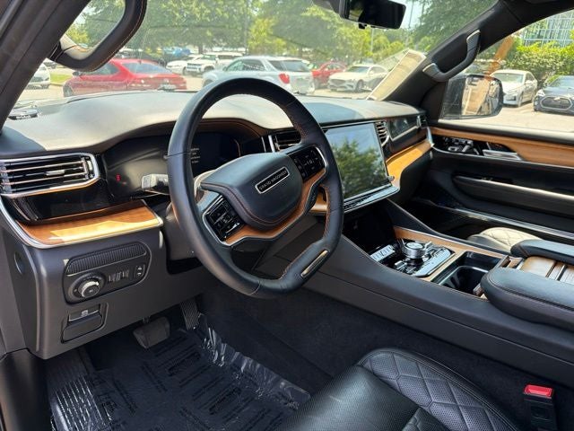 2024 Jeep Grand Wagoneer L Series III