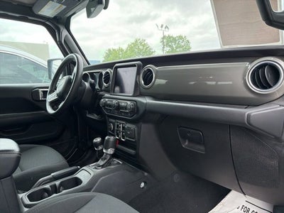 2023 Jeep Gladiator Overland