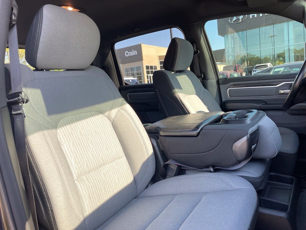 2021 RAM 1500 Big Horn/Lone Star 20" Wheels, Navi, CarFax One Owner