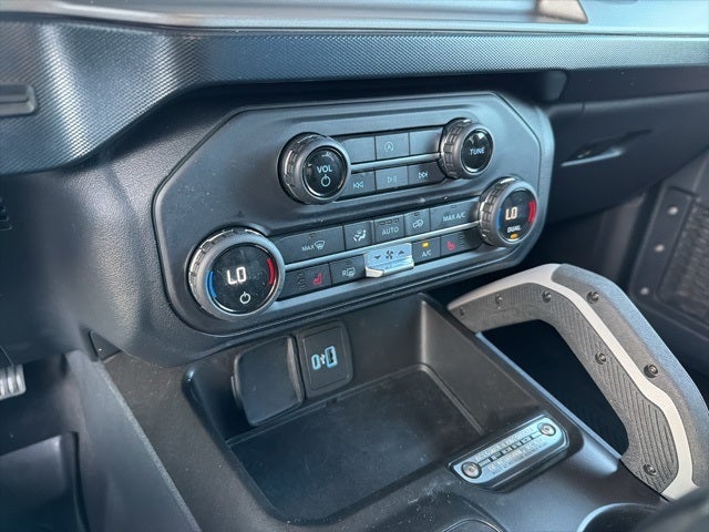 2023 Ford Bronco Outer Banks Sasquatch package