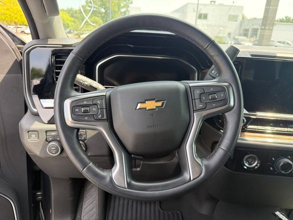 2023 Chevrolet Silverado 1500 LT CLEAN CARFAX 1-OWNER