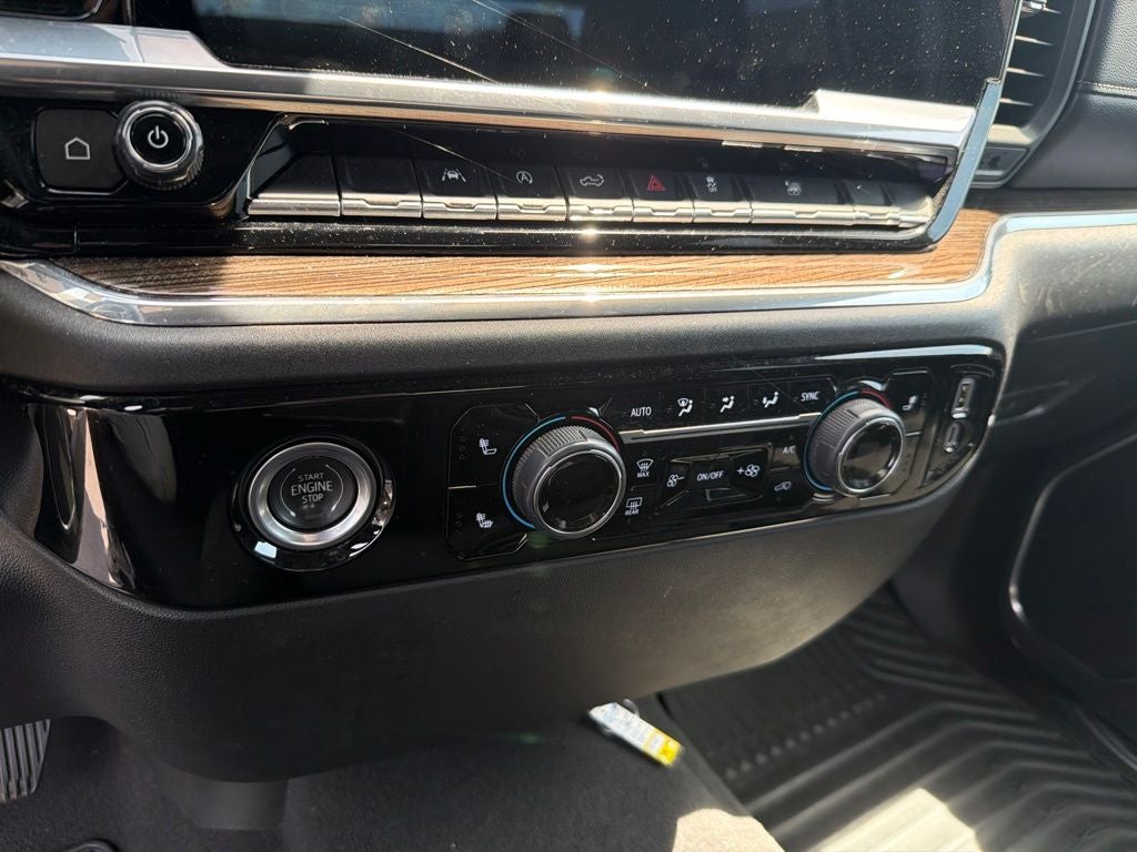 2023 Chevrolet Silverado 1500 LT CLEAN CARFAX 1-OWNER
