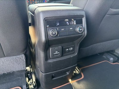 2022 GMC Acadia AT4