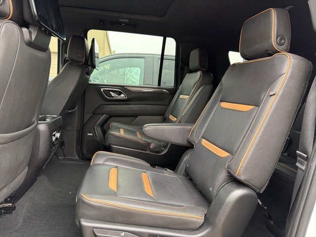 2023 GMC Yukon XL AT4