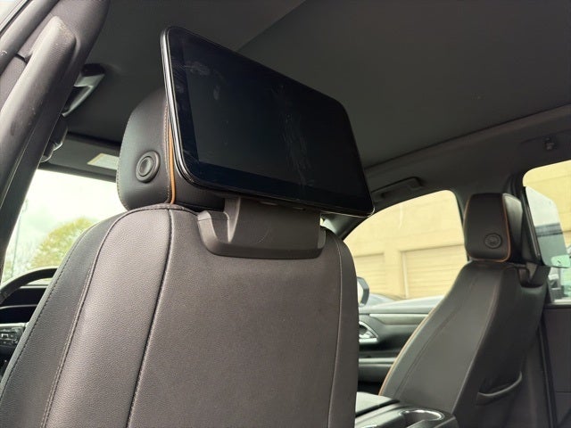 2023 GMC Yukon XL AT4