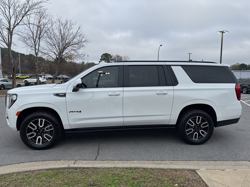 2023 GMC Yukon XL AT4