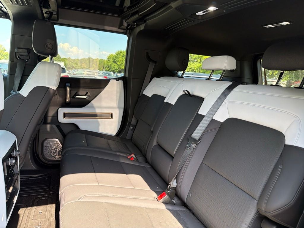 2025 GMC Hummer EV SUV 3X Low Miles, Clean CarFax