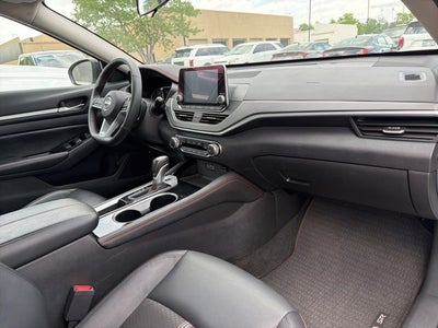 2025 Nissan Altima 2.5 SR