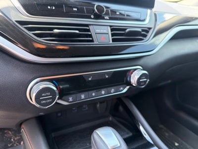 2025 Nissan Altima 2.5 SR CLEAN CARFAX 1-OWNER