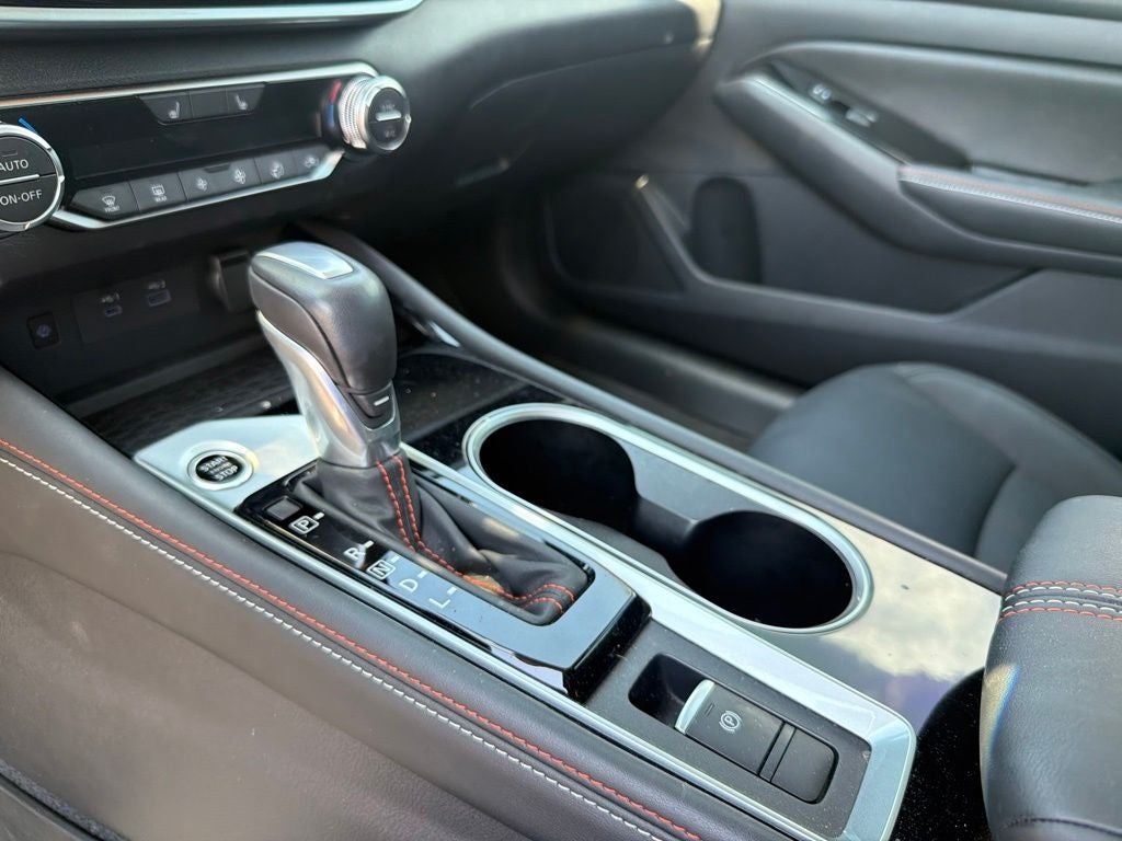 2025 Nissan Altima 2.5 SR CLEAN CARFAX 1-OWNER