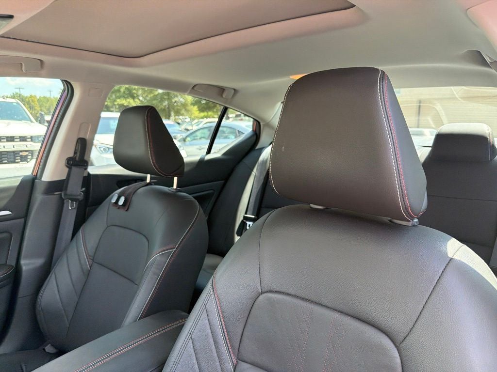 2025 Nissan Altima 2.5 SR CLEAN CARFAX 1-OWNER