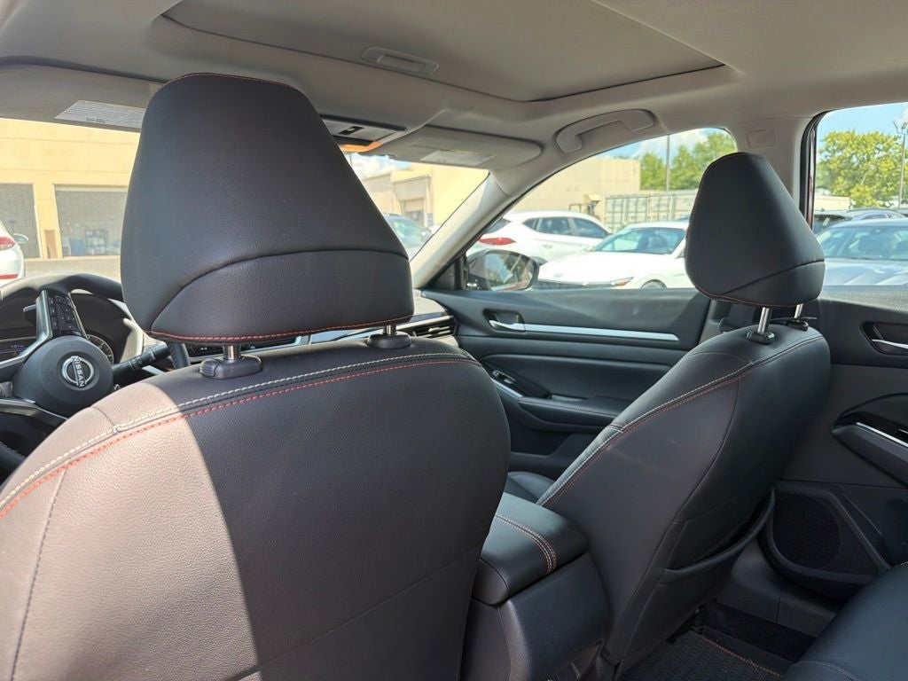 2025 Nissan Altima 2.5 SR CLEAN CARFAX 1-OWNER