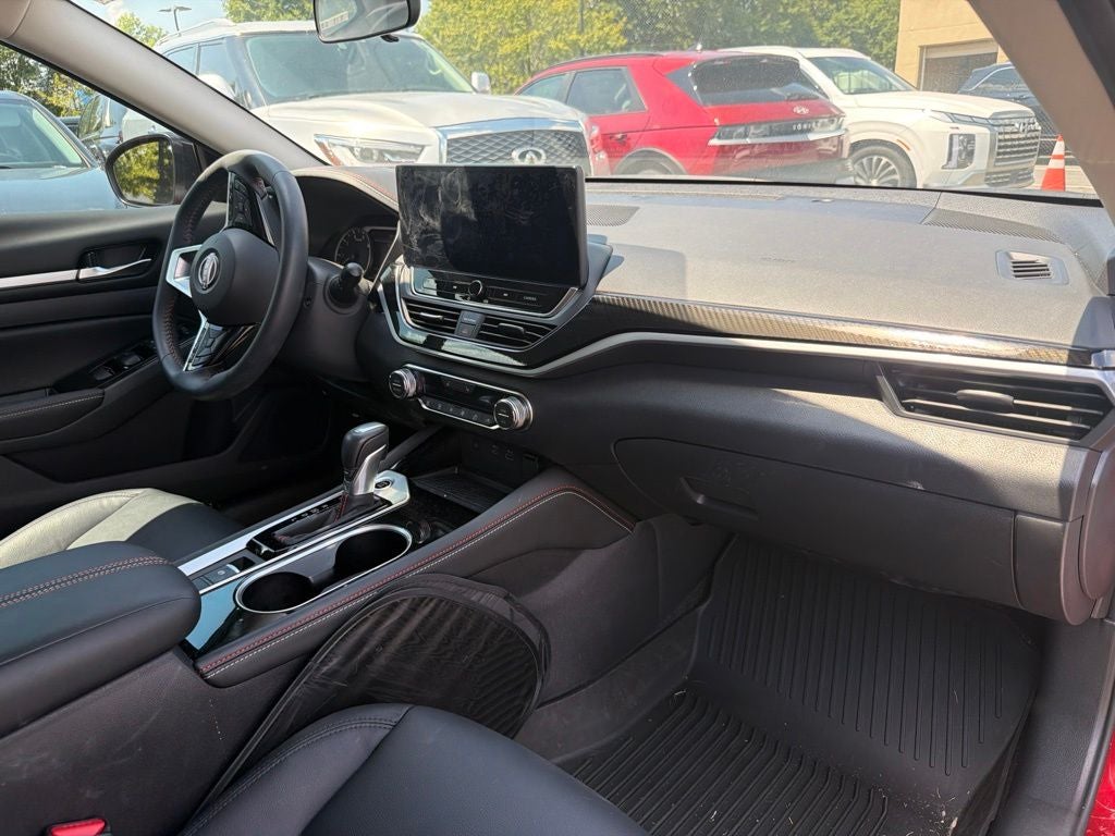 2025 Nissan Altima 2.5 SR CLEAN CARFAX 1-OWNER