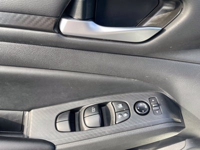 2025 Nissan Altima 2.5 SV CarFax 1-OWNER