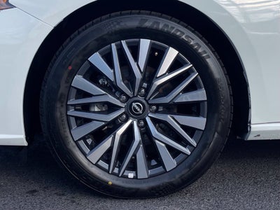 2025 Nissan Altima 2.5 SV CarFax 1-OWNER