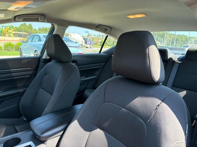 2025 Nissan Altima 2.5 SV CARFAX 1-Owner