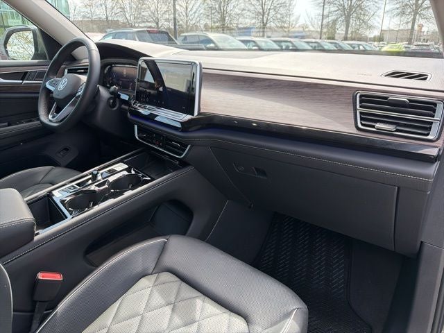 2025 Volkswagen Atlas 2.0T SEL Premium R-Line