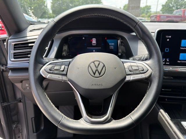 2025 Volkswagen Atlas Cross Sport 2.0T SE w/Technology