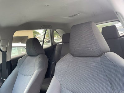 2019 Toyota RAV4 LE Clean CarFax, Blind Spot Warning