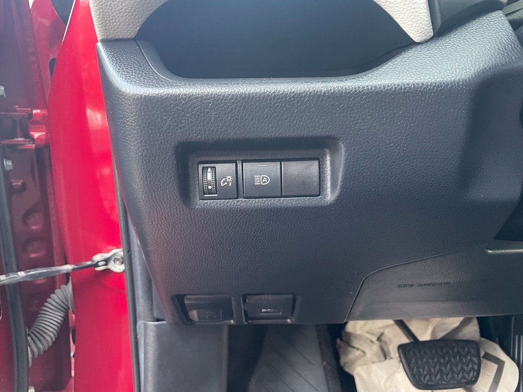 2020 Toyota RAV4 XLE Clean CarFax