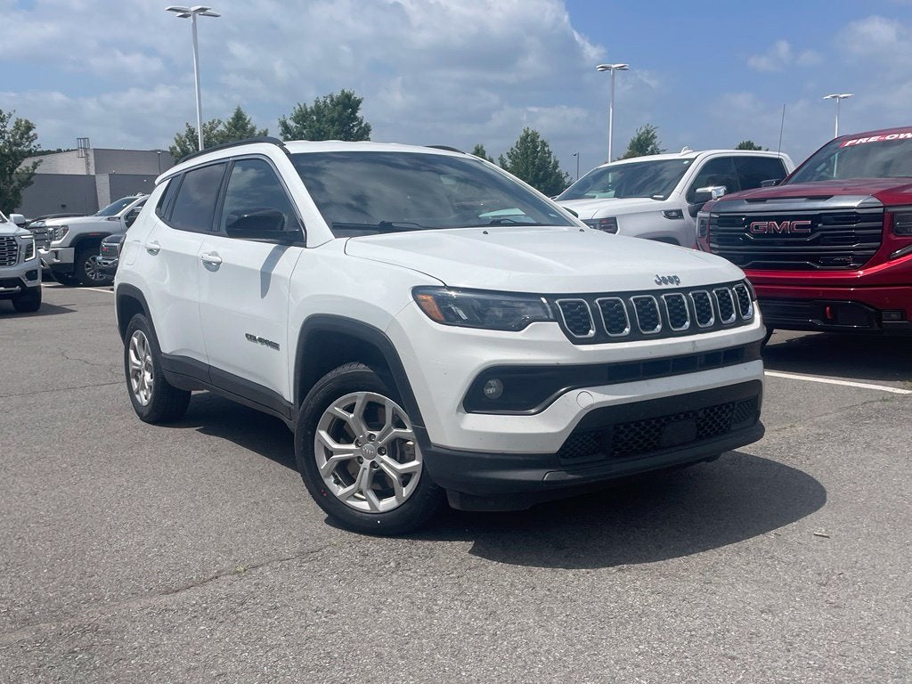 2024 Jeep Compass Latitude Clean CarFax, One Owner