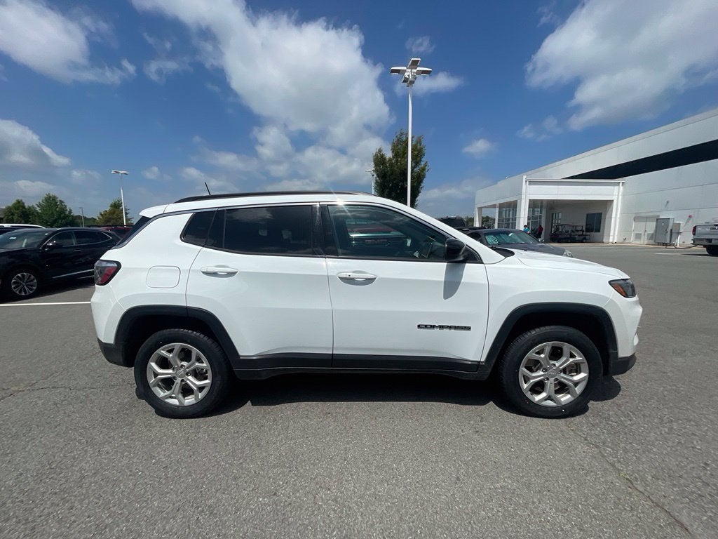 2024 Jeep Compass Latitude Clean CarFax, One Owner