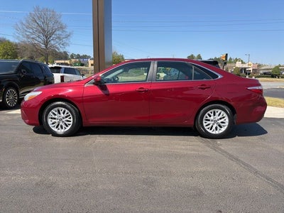 2017 Toyota Camry LE