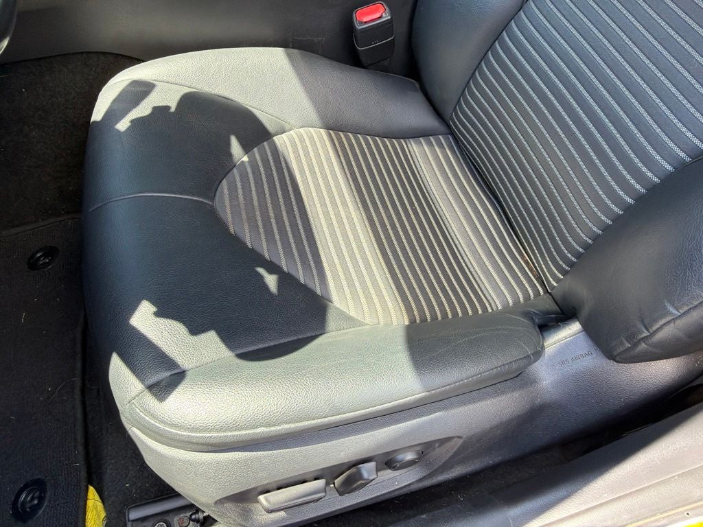 2023 Toyota Camry SE, CLEAN CARFAX
