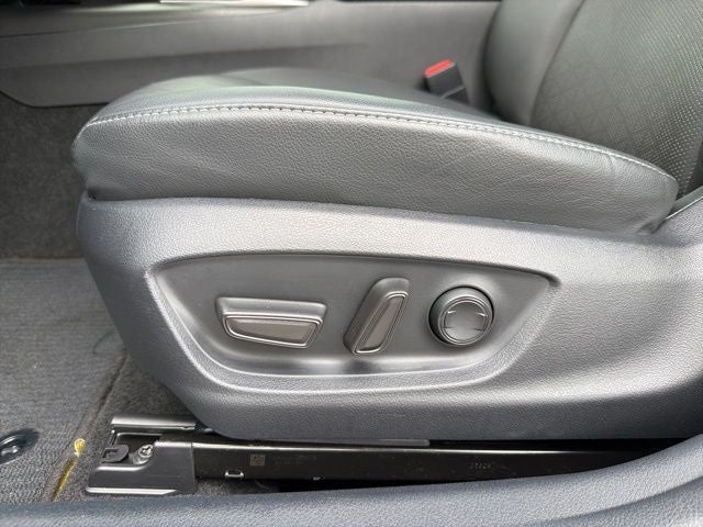 2024 Toyota Camry Hybrid XSE