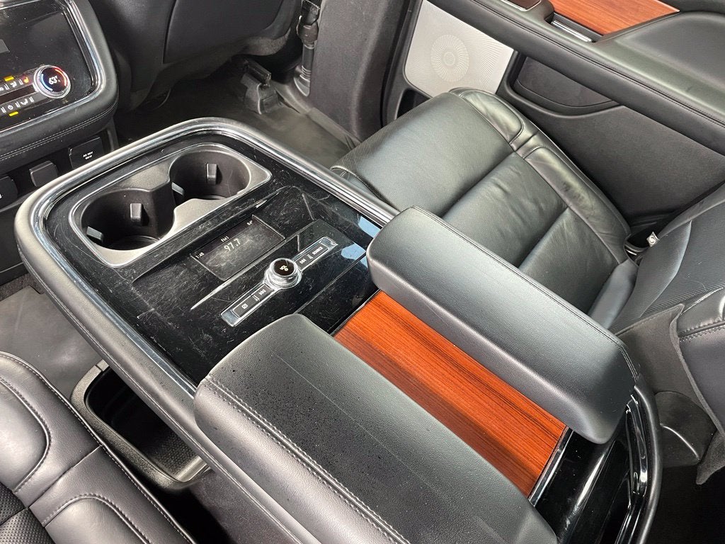 2019 Lincoln Navigator Reserve Clean CarFax, Revel Audio, Leather, Third Row