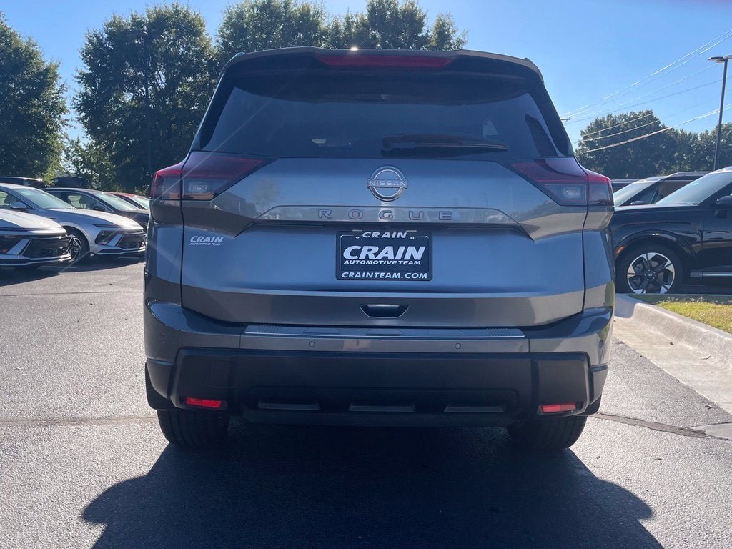2025 Nissan Rogue SV Clean CarFax, One Owner