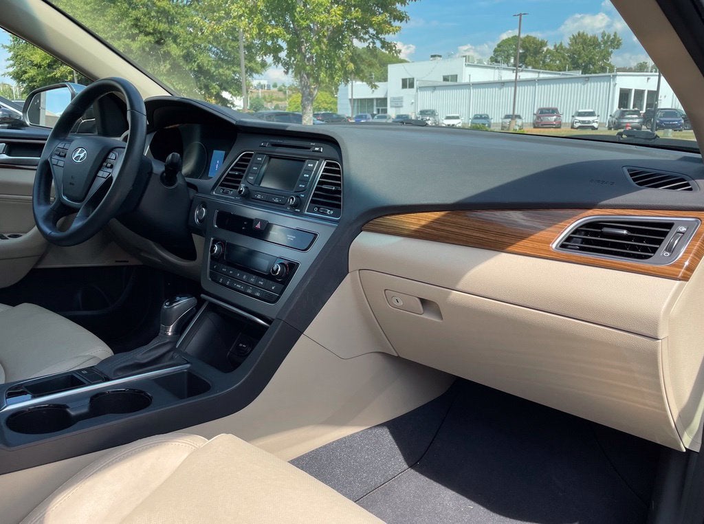 2015 Hyundai Sonata Limited Clean CarFax, One Owner, Extra Clean