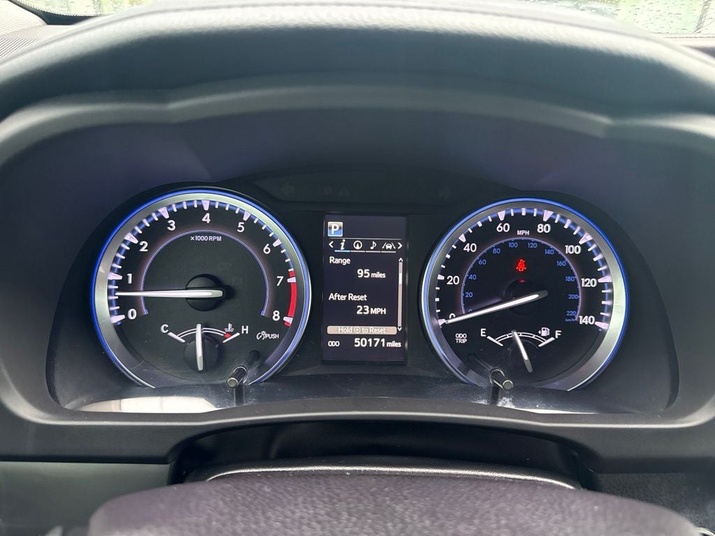 2019 Toyota Highlander Limited Platinum Third Row, Leather, Clean CarFax, One Owner, Low M