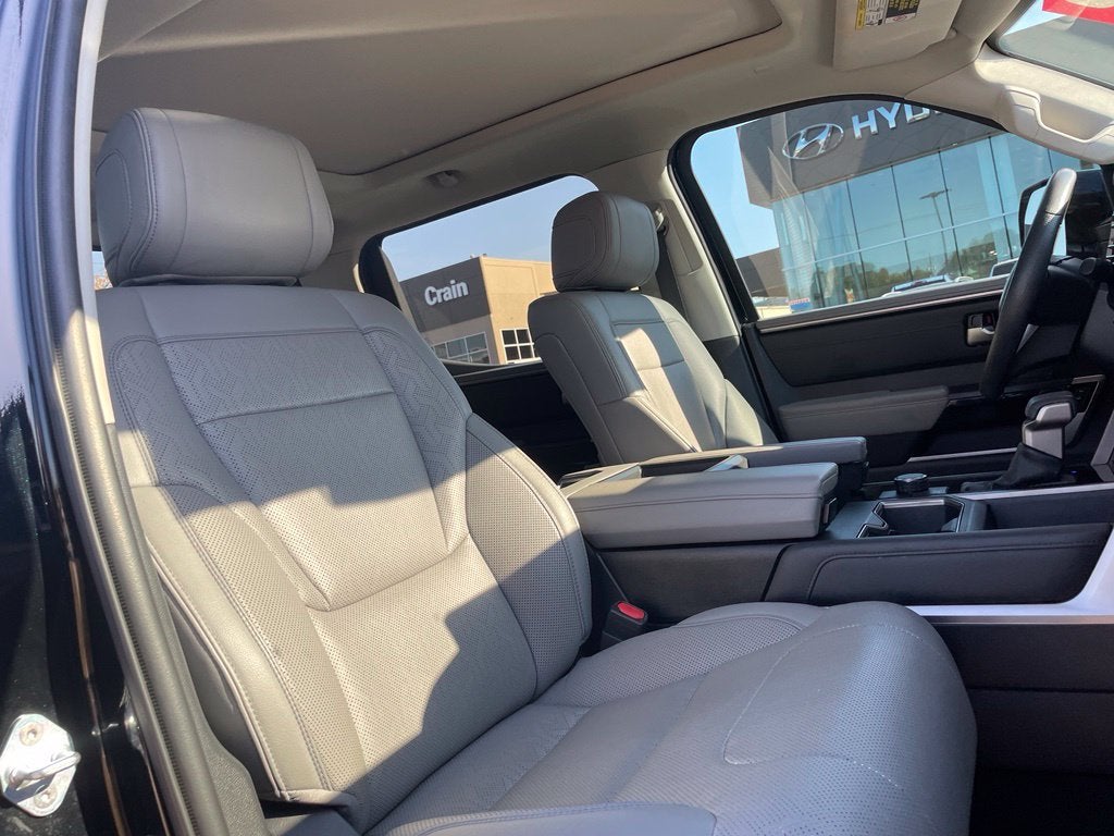 2023 Toyota Tundra Limited Pano Roof, Leather, Clean CarFax, One Owner