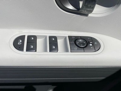 2025 Hyundai IONIQ 5 SEL