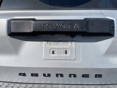 2025 Toyota 4Runner SR5 Clean CarFax, Third Row Seat