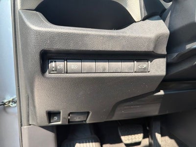 2025 Toyota RAV4 Hybrid XLE CARFAX 1-OWNER
