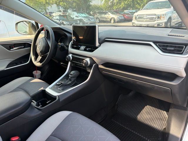 2025 Toyota RAV4 Hybrid XLE CARFAX 1-OWNER