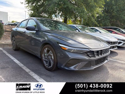 2025 Hyundai Elantra SEL Sport One Owner, Clean CarFax