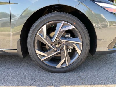 2025 Hyundai Elantra Hybrid Limited