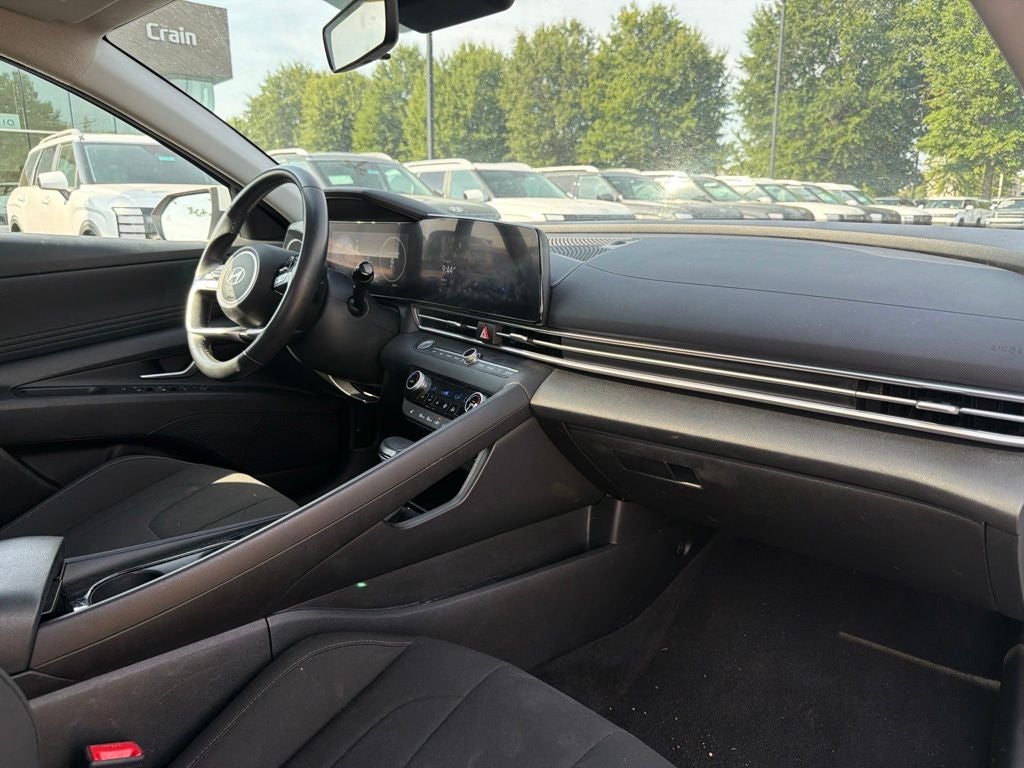 2025 Hyundai Elantra SEL Convenience CARFAX 1-Owner