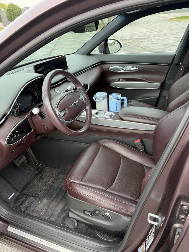 2023 Genesis GV70 2.5T