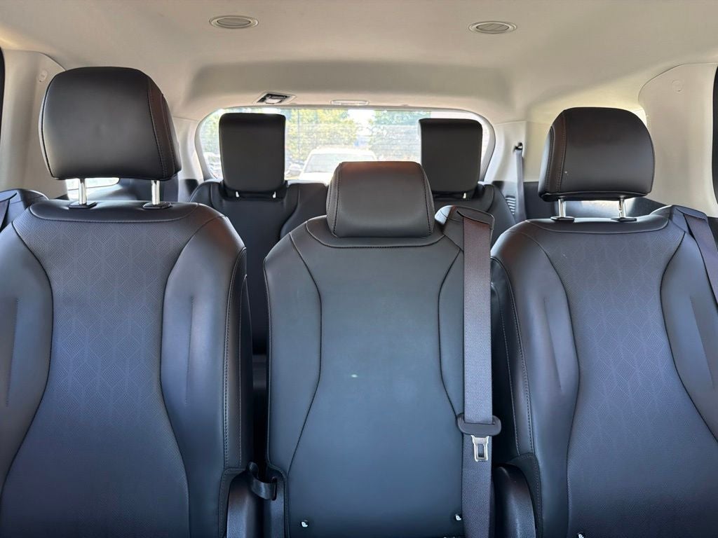2025 Kia Carnival LXS