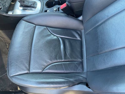 2017 Audi Q3 2.0T Premium, Pano Roof, Leather quattro