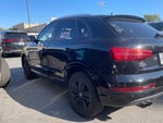 2017 Audi Q3 2.0T Premium, Pano Roof, Leather quattro