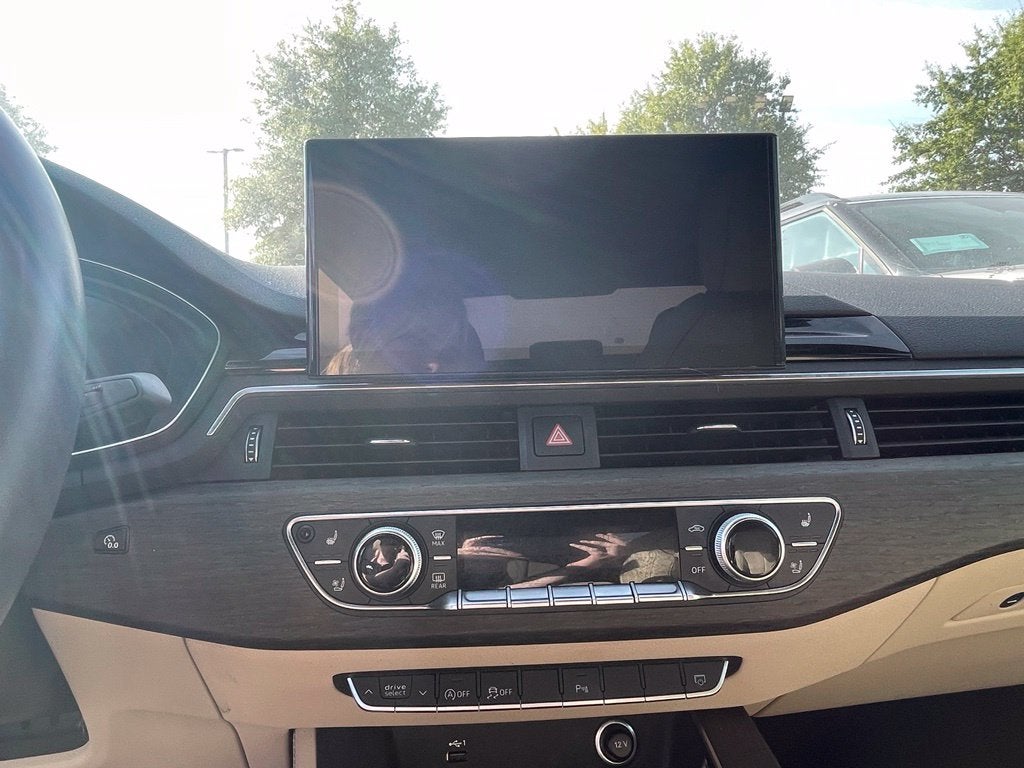 2023 Audi A4 45 S line Premium Plus quattro
