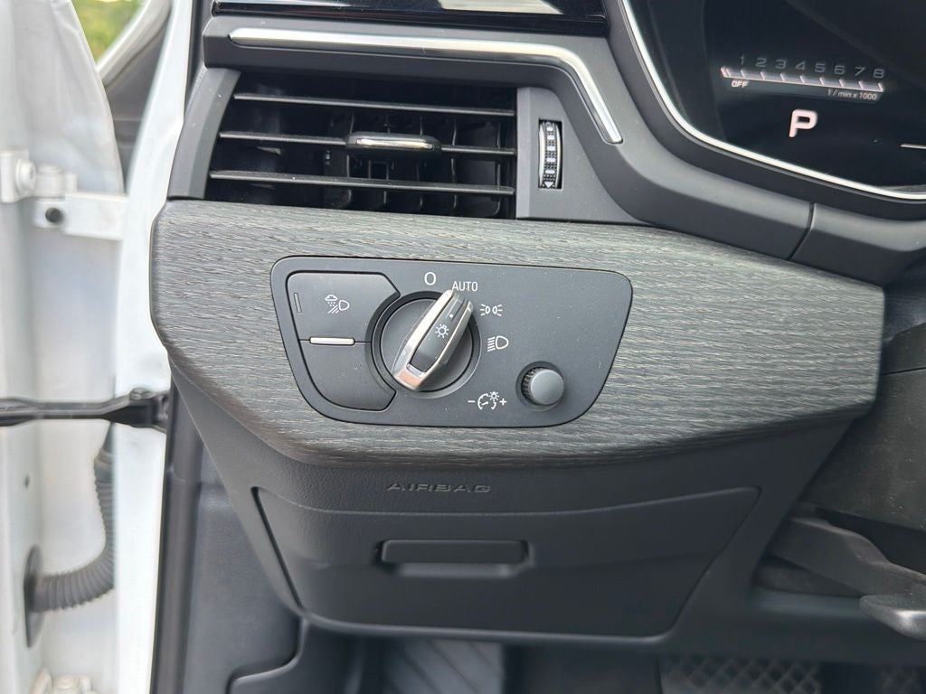 2024 Audi A4 45 S line Premium Plus quattro